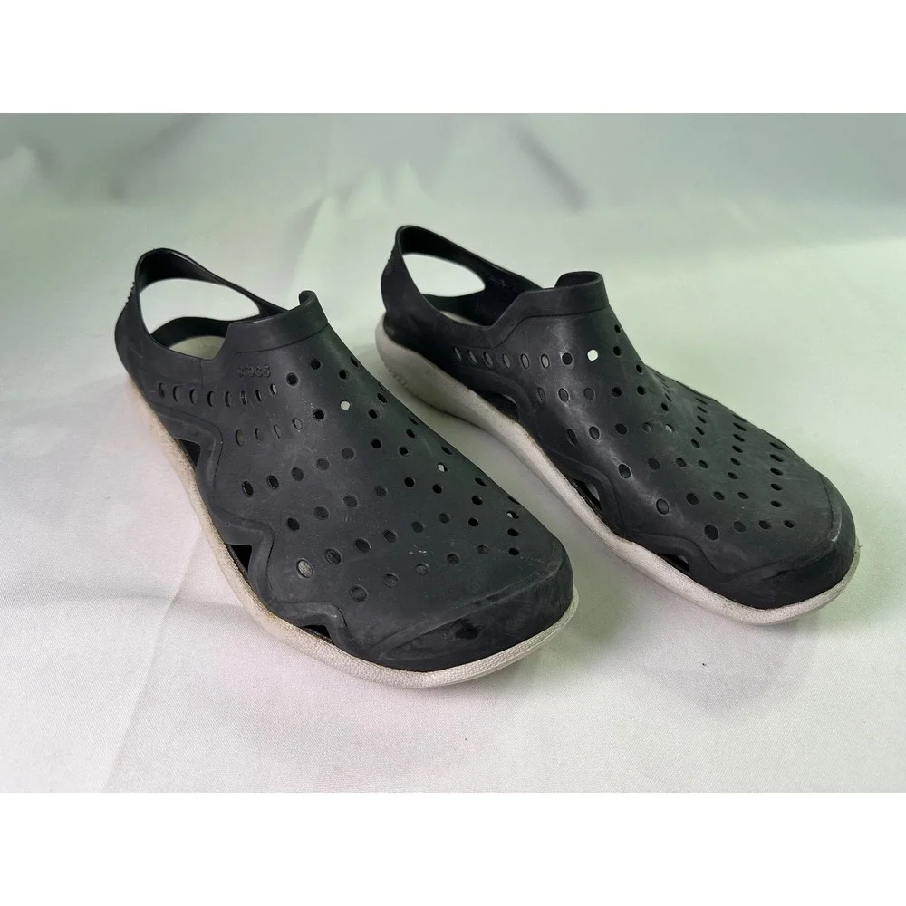Crocs Swiftwater Wave Men's Size 9 Black White Slip On Water Sandals Beach Shoes